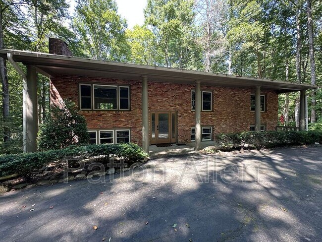 Primary Photo - 9 Ravenwood Ln