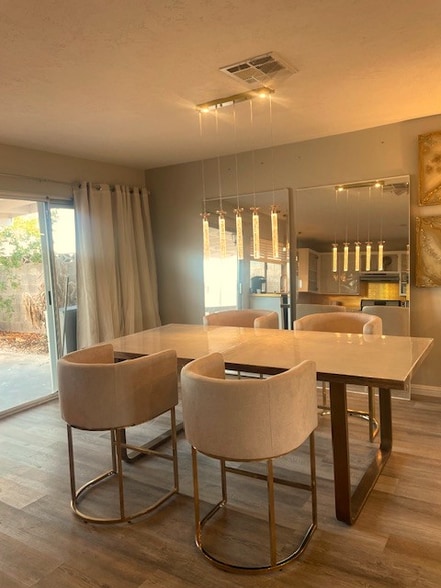 Building Photo - 109 Glen Oak Dr