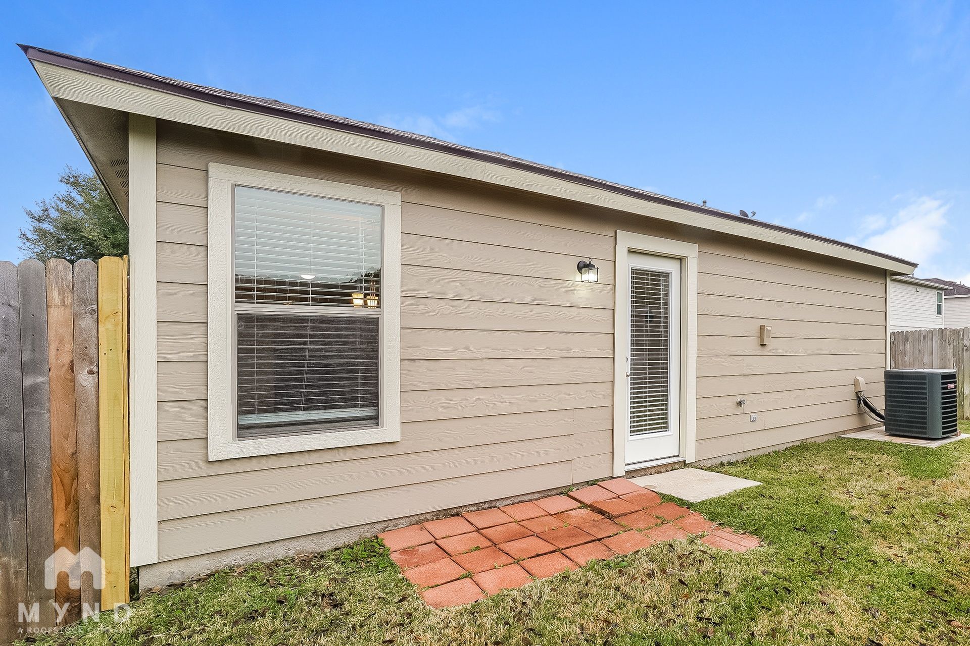 Building Photo - 21307 Shadow River Ln