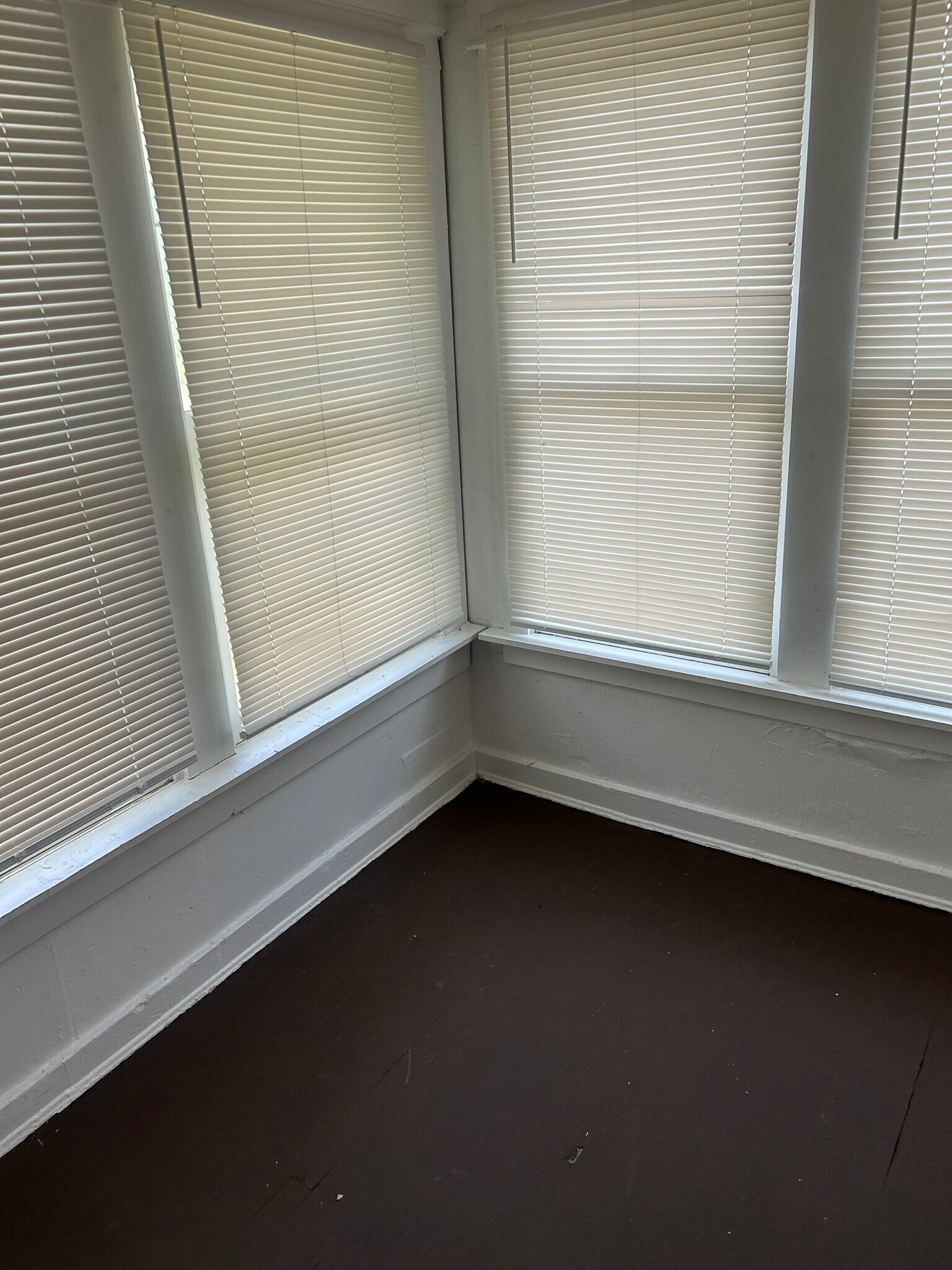 Apt 3 - 1011 S Willett St