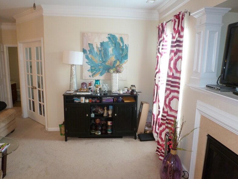 Building Photo - 107 Portland Falls Dr