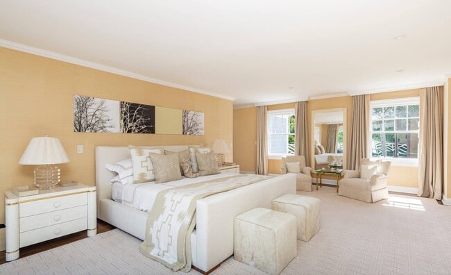 Building Photo - 59 First Neck Lane