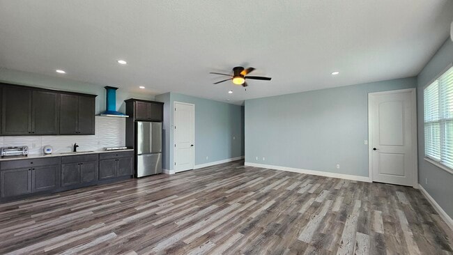 Building Photo - 2126 Madden Ave