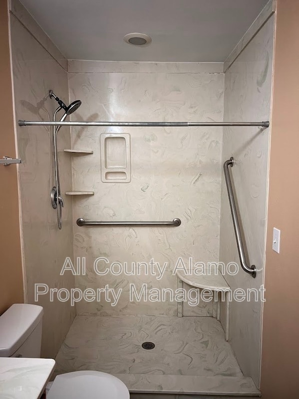 Building Photo - 301 Aero Ave