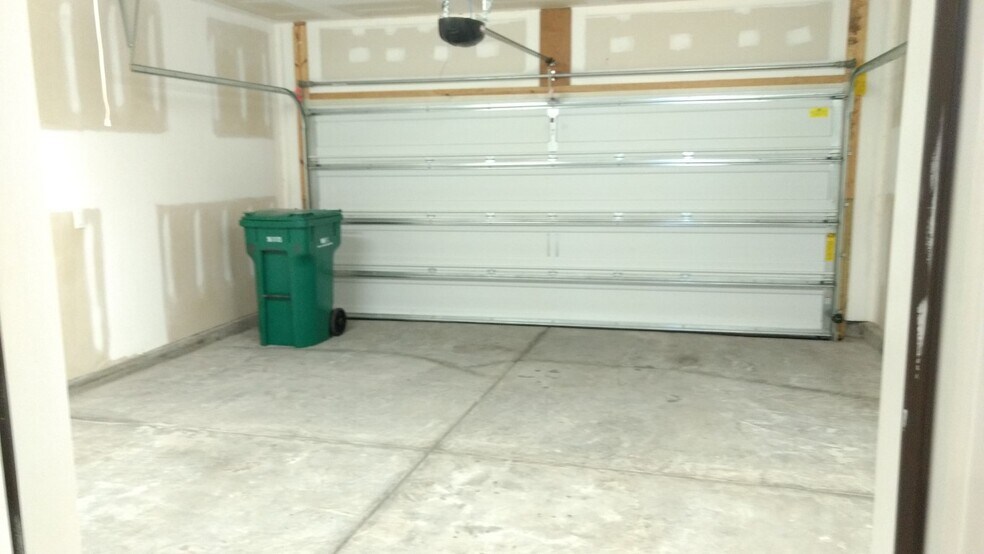 Building Photo - 1604 Fairforest Court