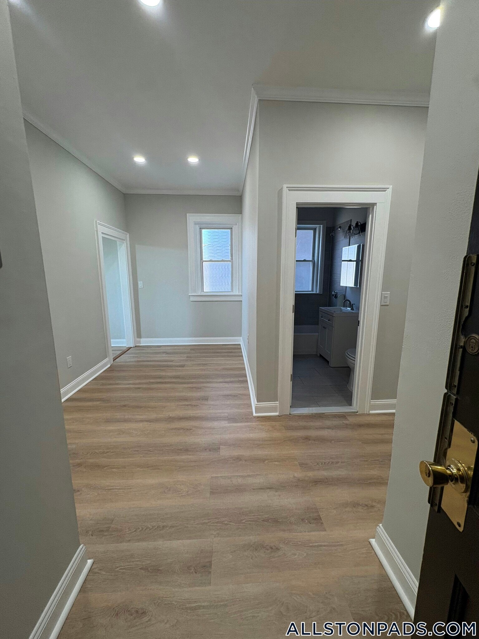 Building Photo - 1197 Commonwealth Ave