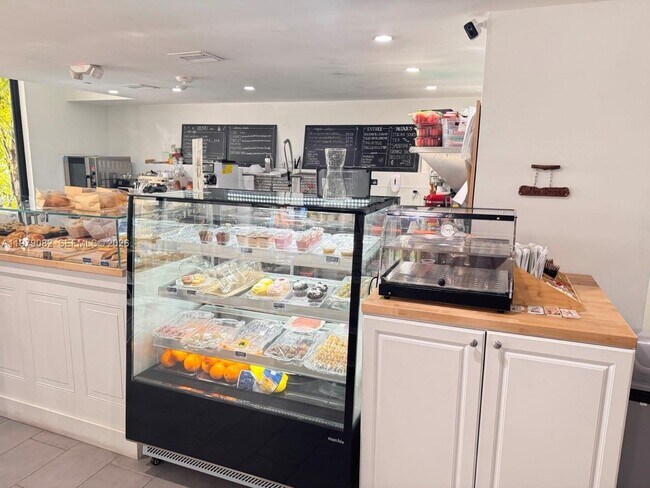 Building Photo - 3300 NE 191st St