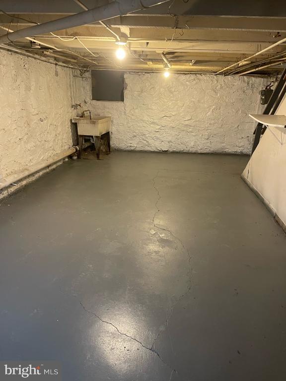 Building Photo - 2207 W Lafayette Ave