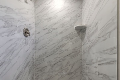 Building Photo - 623 Sherman Rd