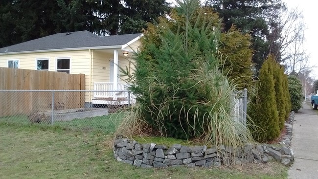 Building Photo - 4821 N 30th St