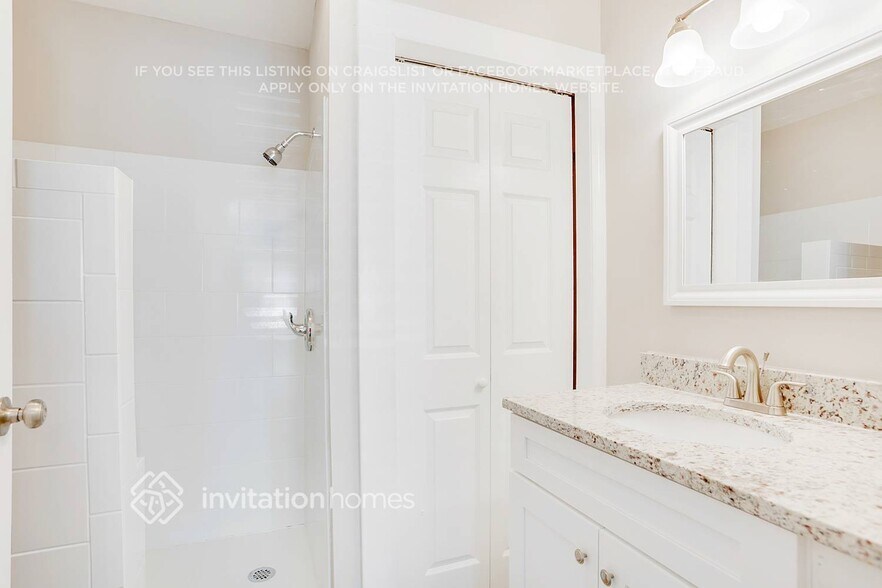 Building Photo - 38 Watson Glen Dr