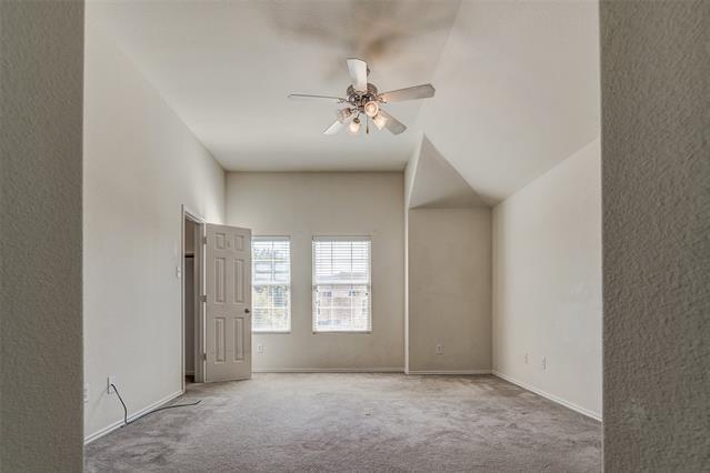 Building Photo - 9948 Fleetwood Dr