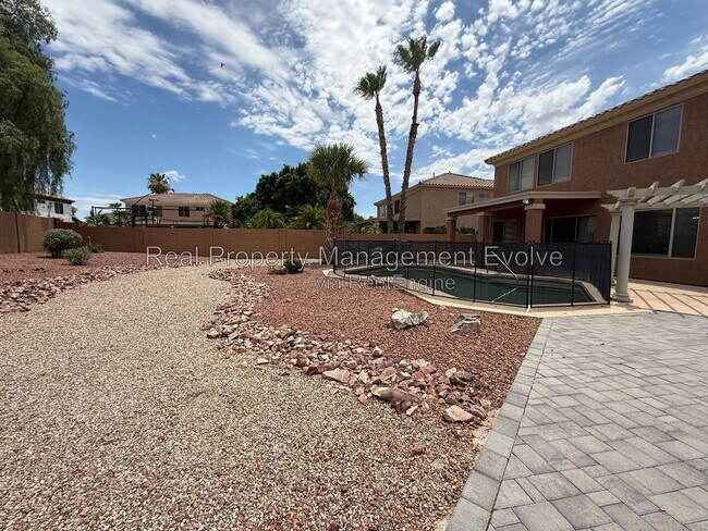 Building Photo - 1234 W Remington Dr
