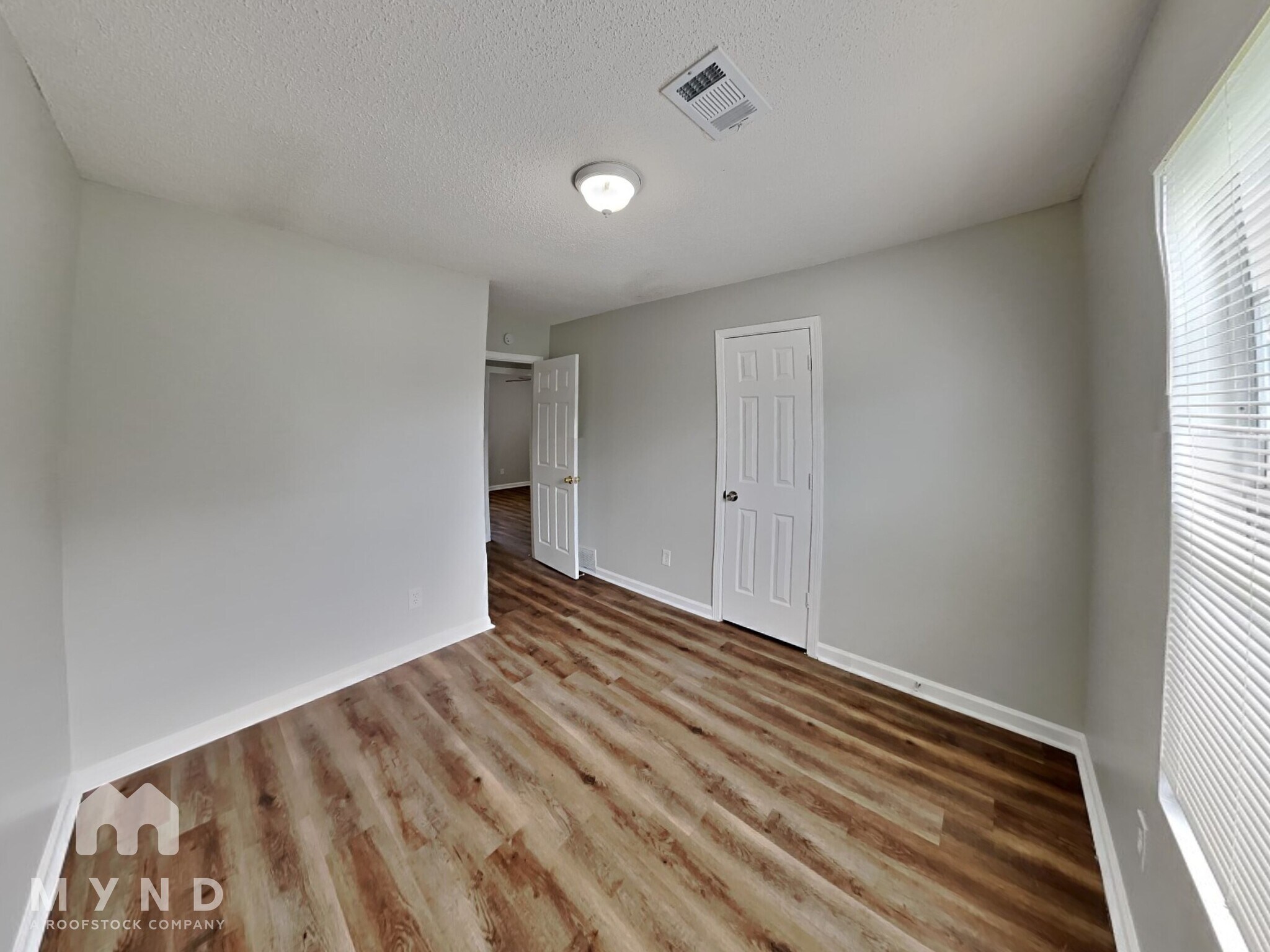 Building Photo - 4271 Wagon Trail Cove