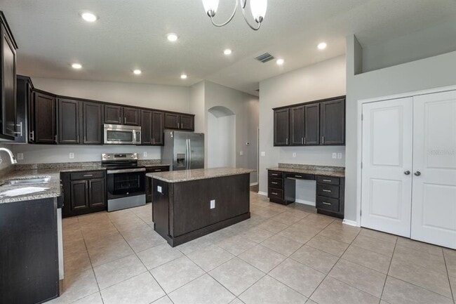 Building Photo - 34424 Blue Ash Ct