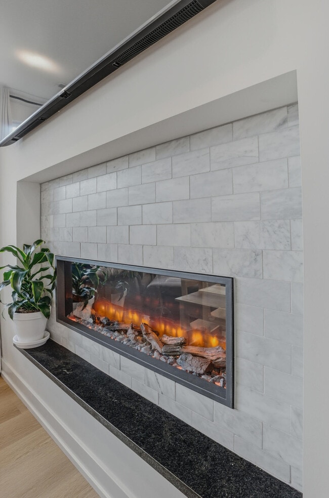 Building Photo - 704 Angels Rst Wy