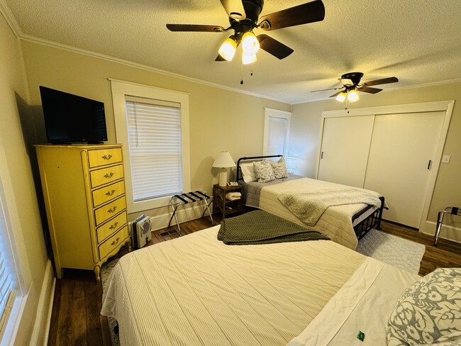Building Photo - 59 Bleckley Dr