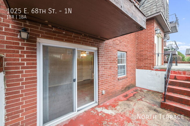 Building Photo - 1025 E 68th St