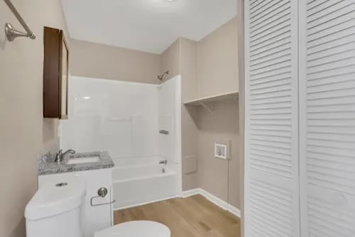 Building Photo - 5636 Santa Monica 33# Dr