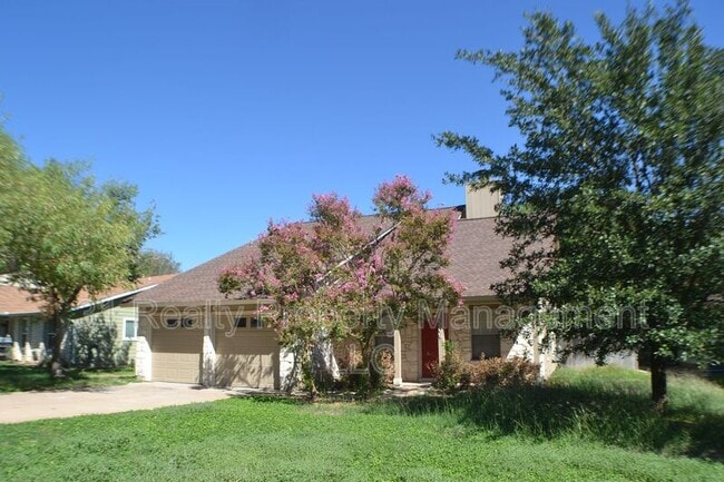 Building Photo - 4506 Adelphi Ln