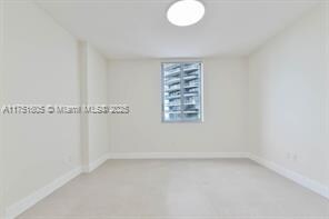 Building Photo - 1050 Brickell Ave