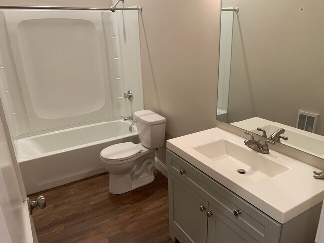 Building Photo - 149 Washington St