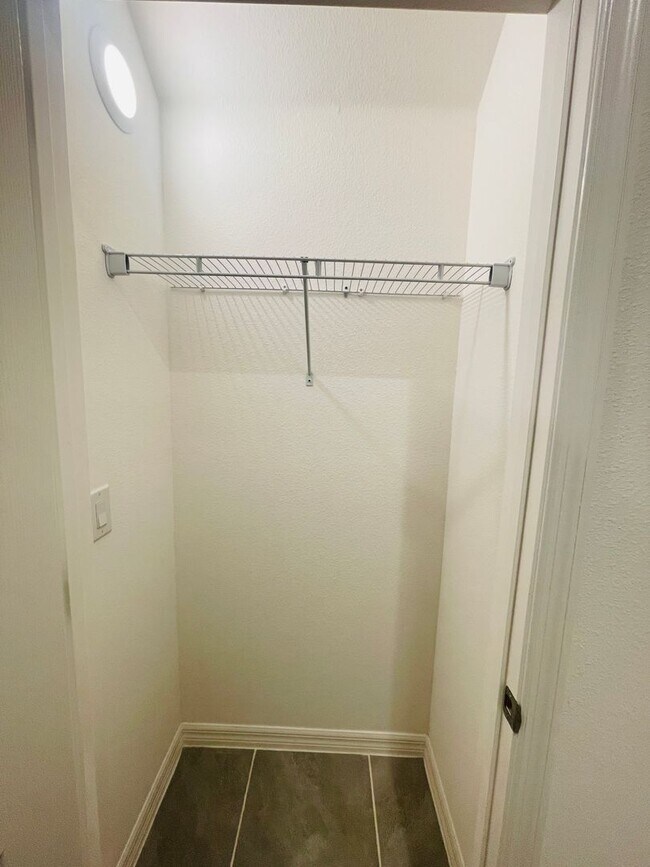 Building Photo - Coming Soon!!!-Blue Springs Reserve-180 Glass Onion Dr Groveland, FL 34737