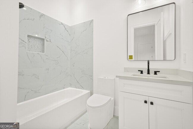 Building Photo - 1525 Tapestry Ridge SE