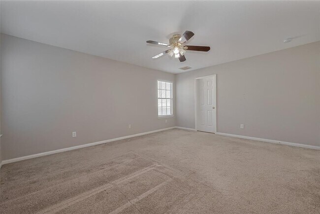 Building Photo - 21831 Manitou Falls Ln