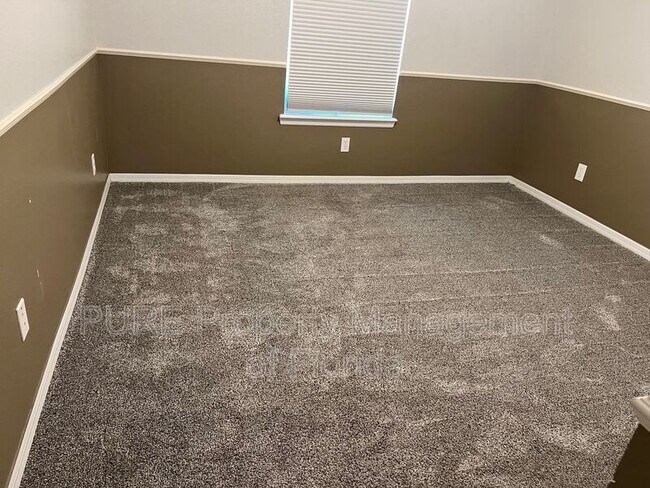 Building Photo - 112 Pecan Run