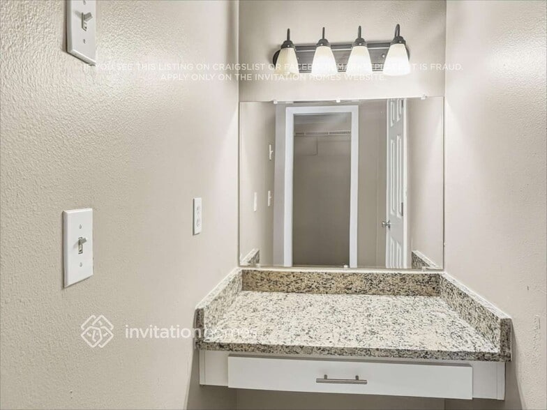 Building Photo - 612 Limetree Dr