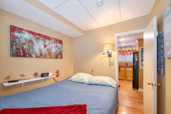 Building Photo - 100 Water St