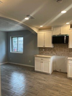 Building Photo - 17078 Gleneagle Dr S