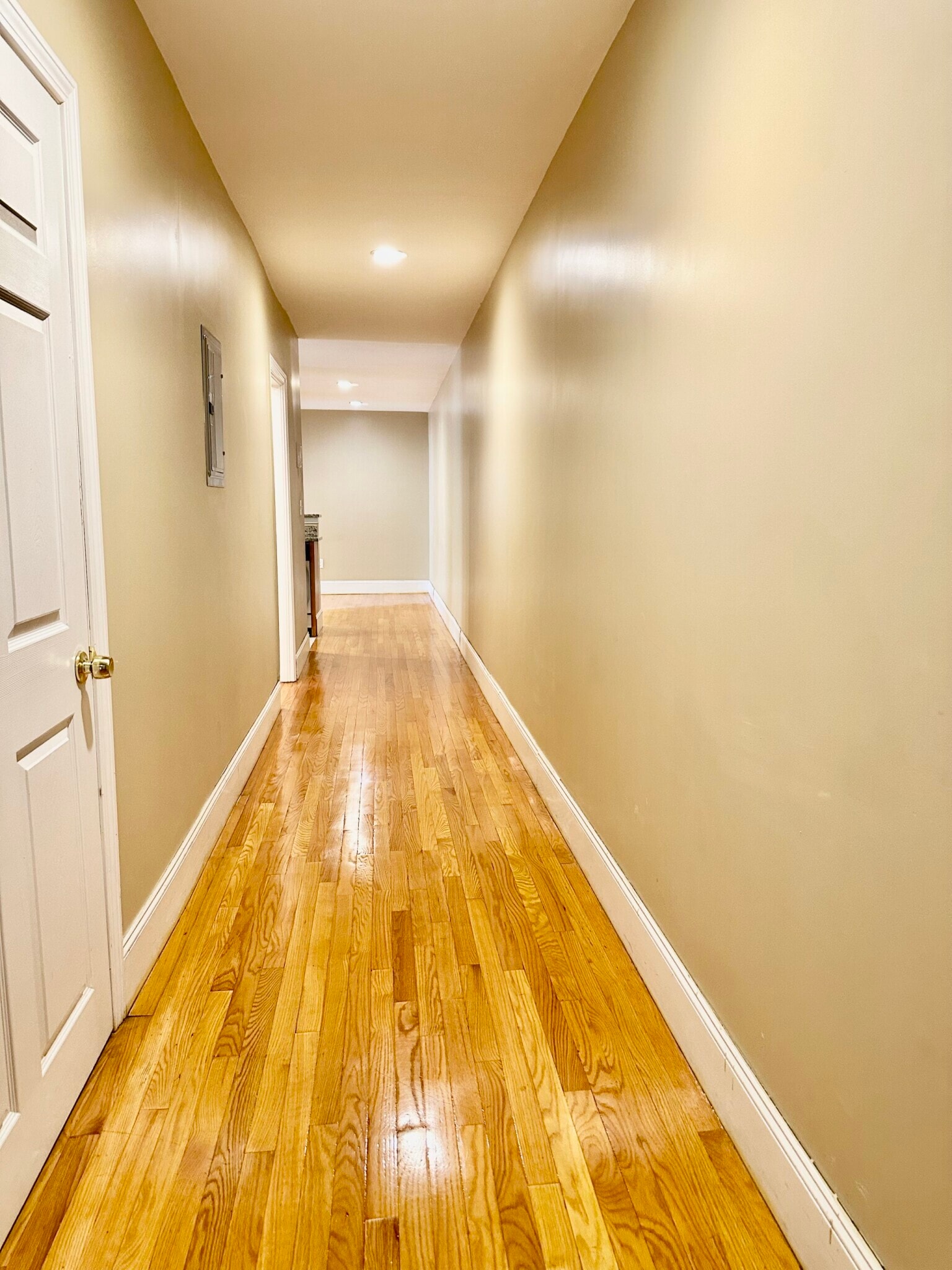 Building Photo - 328 St Paul St