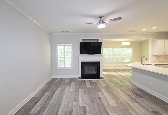 Building Photo - 335 Snowgoose Ct