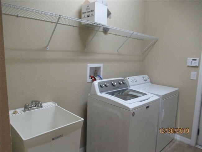 Building Photo - 13324 Longacre Dr