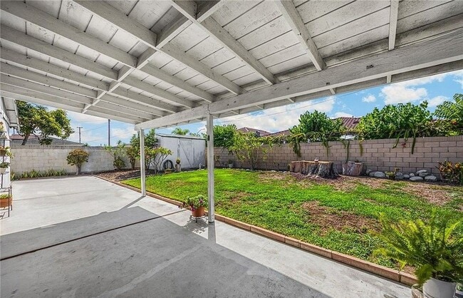 Building Photo - 14721 Riata St