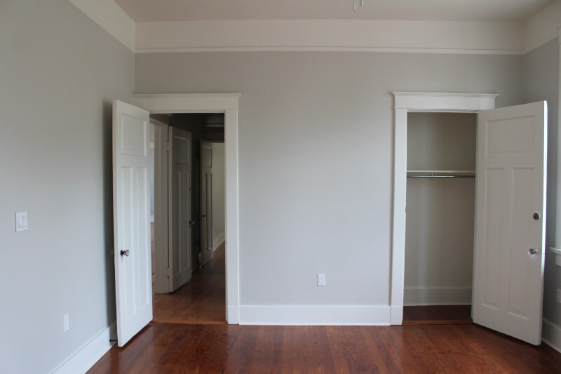 Building Photo - 2309 St Charles Ave