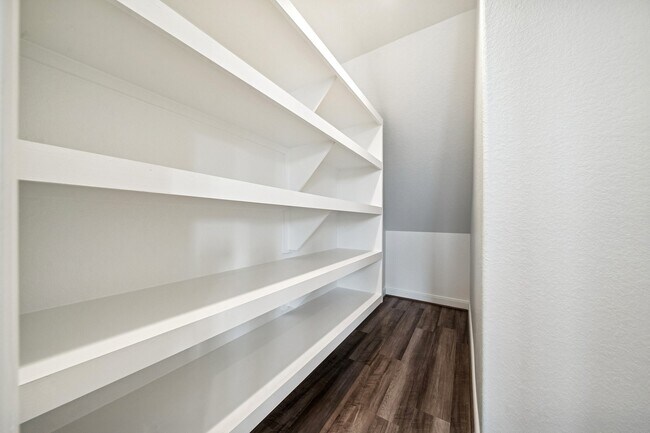 Building Photo - 9817 Prairie Garden Ln