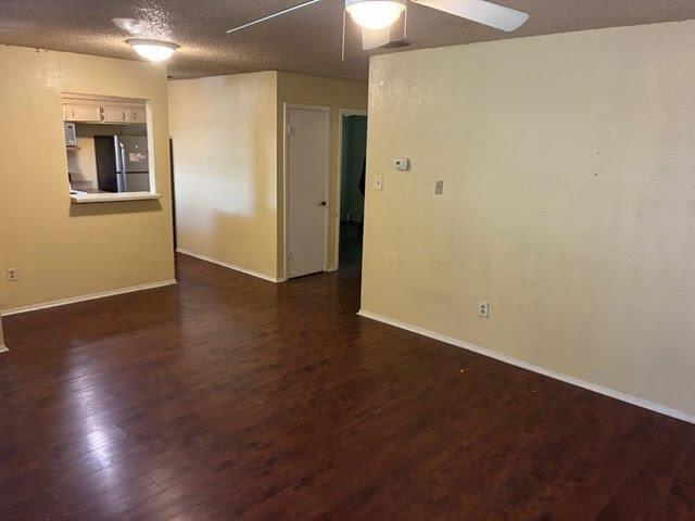 Building Photo - 208 N Vandeveer St