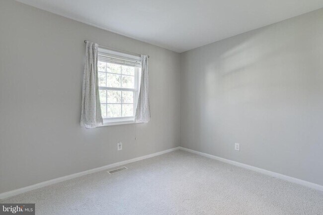 Building Photo - 5312 Anchor Ct