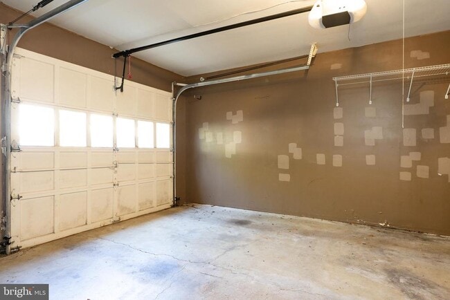 Building Photo - 2011 Pieris Ct