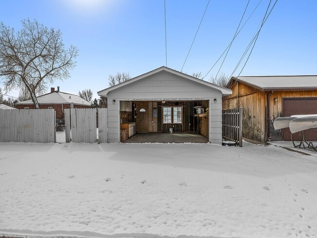 Building Photo - Excellent 3-Bed, 2-Bath Home in Heart of Cheyenne, WY!