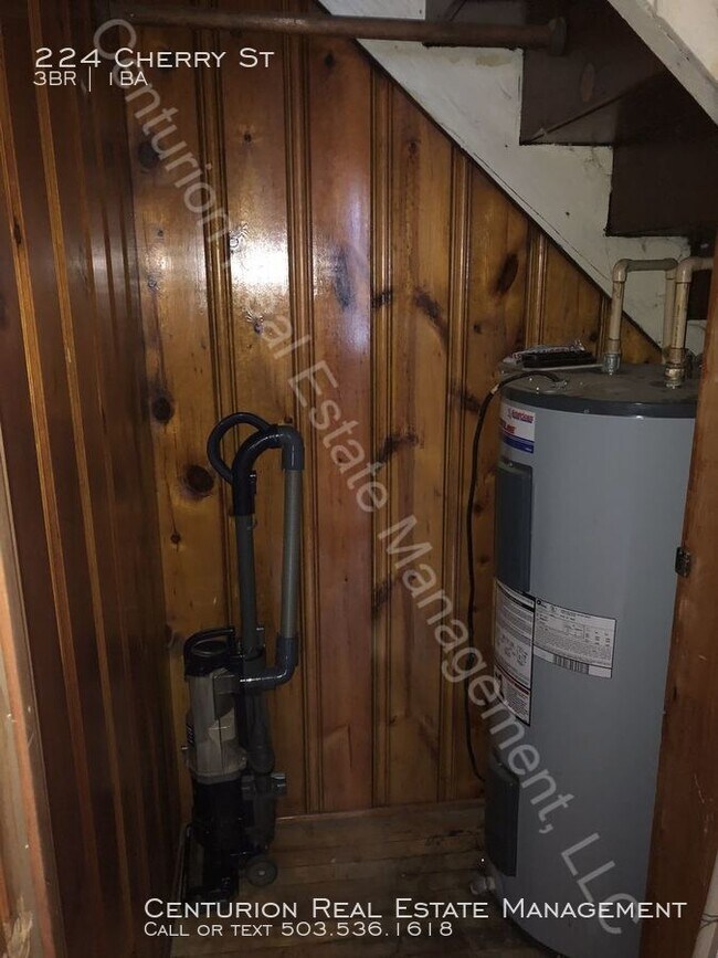 Building Photo - 224-236 Cherry St