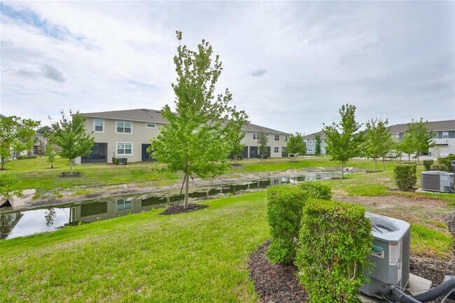 Building Photo - 1123 Crk Vly Ct