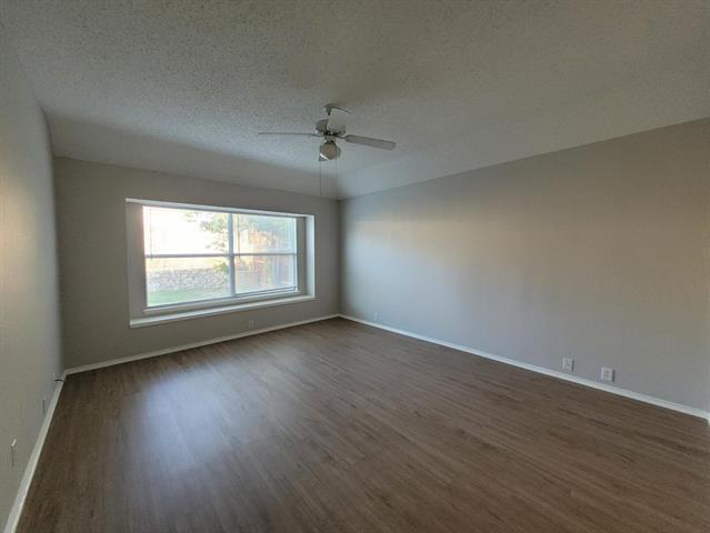 Building Photo - 4609 Parkview Ln