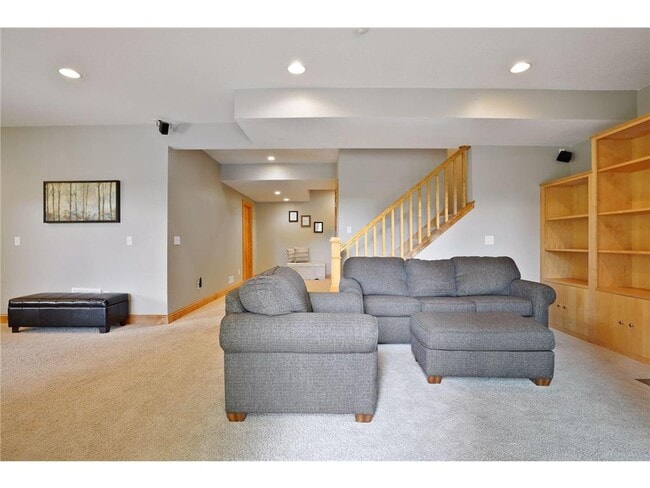 Building Photo - 8069 Enclave Bay