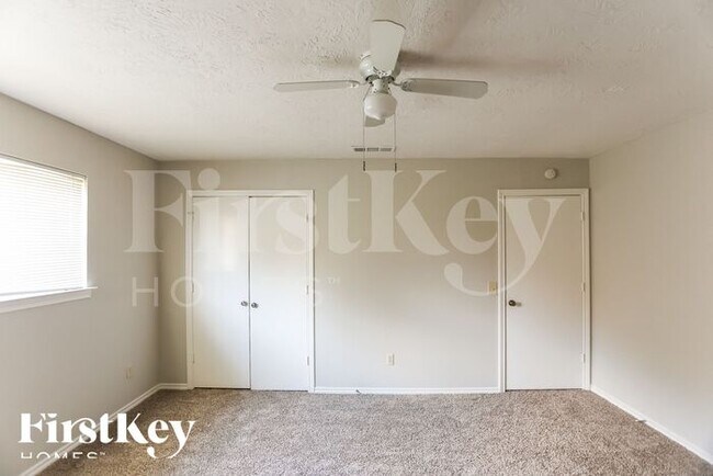 Building Photo - 2110 Richbrook Dr