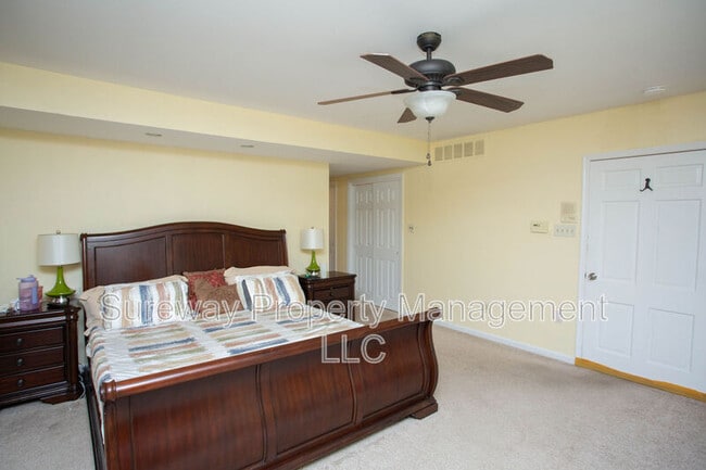 Building Photo - 901 Kresson Rd