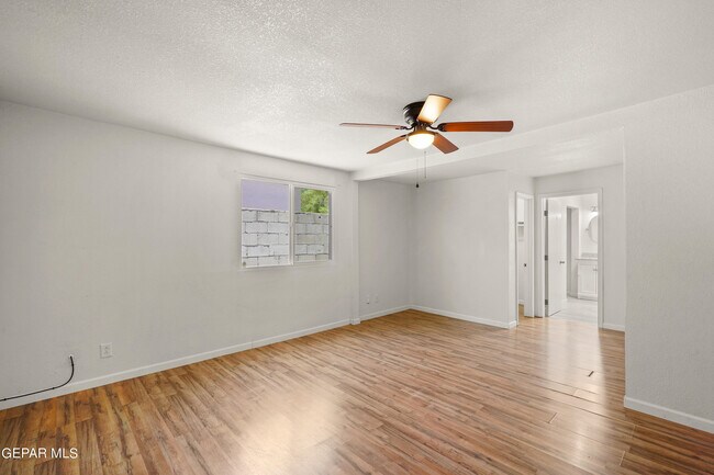 Building Photo - 3609 Fillmore Ave